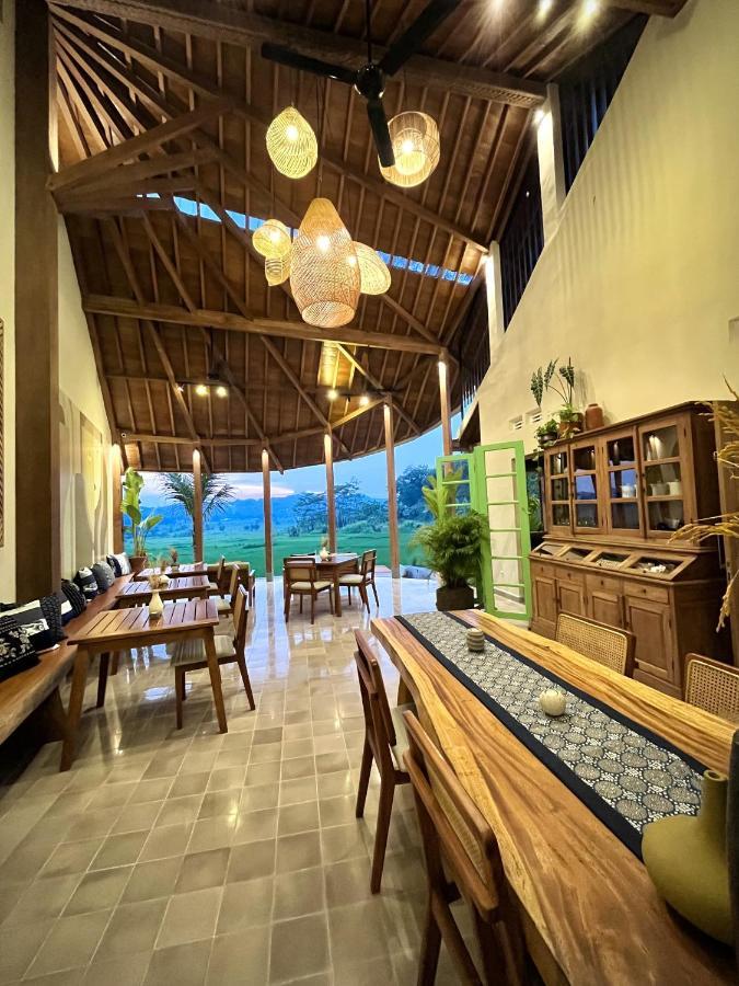 Boutique Villa Jogja Senang ジョグジャカルタ エクステリア 写真